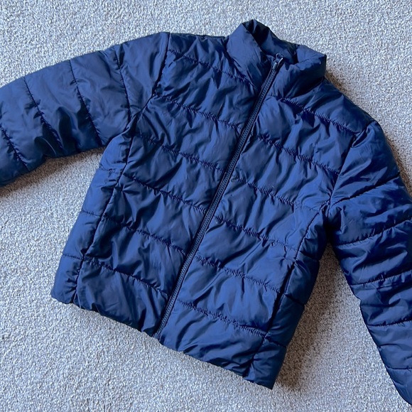 Boys Mid-Weight Puffer Jacket - Picture 4 of 4